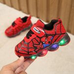 Garçons Sneaker filles Spiderman enfants chaussures Led avec lumières Sneaker 2020 printemps automne chaussures enfants enfant en bas âge bébé fille chaussures