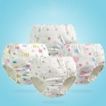 Sous-vêtements de bébé en coton | Pantalons à pain pour garçons et filles, slips pour jeunes enfants, Shorts pour bébés