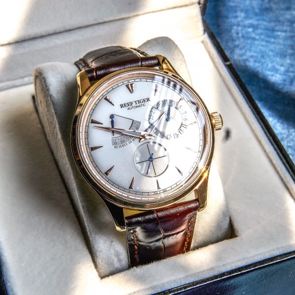 Récif tigre/RT hommes élégantes montres automatiques avec réserve de marche calendrier complet montre en or Rose RGA1980