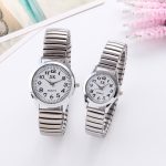 Montre de mode pour les femmes de luxe dames montres à Quartz horloge hommes montres pour les Couples bande élastique montre vêtements quotidiens cadeaux