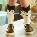 Chaussettes montantes pour bébés filles | Chaussettes noires en coton solide, Tube Long, adorables, pour enfants, chaussures de Sport, pour écoliers de 0 à 6 ans