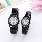 Montre de mode pour les femmes de luxe dames montres à Quartz horloge hommes montres pour les Couples bande élastique montre vêtements quotidiens cadeaux