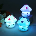Nouveau 1pc LED veilleuse coloré champignon appuyer vers le bas toucher chambre bureau lampe de chevet pour bébé enfants cadeaux de noël Design d'intérieur