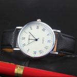 Mode hommes montre affaires montre à Quartz en cuir montre-bracelet marque décontracté chiffres romains montre horloge