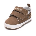 Bébé bébé garçon fille chaussures semelle souple toile solide chaussures pour nouveau-nés enfant en bas âge berceau mocassins 4 couleurs disponibles