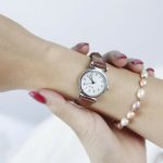 Classique femmes montres décontracté Quartz bracelet en cuir bracelet montre ronde analogique horloge montres-bracelets