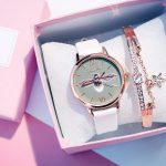 Candycat dames montres Ins Harajuku vent France Niche étanche atmosphérique mode étudiants abeille exquise montre pour femme