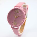 Classique femmes Montre de luxe quartz pour mode décontractée montres en cuir sport dame femmes montres fille robe 2020 Montre Femme