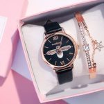Candycat dames montres Ins Harajuku vent France Niche étanche atmosphérique mode étudiants abeille exquise montre pour femme