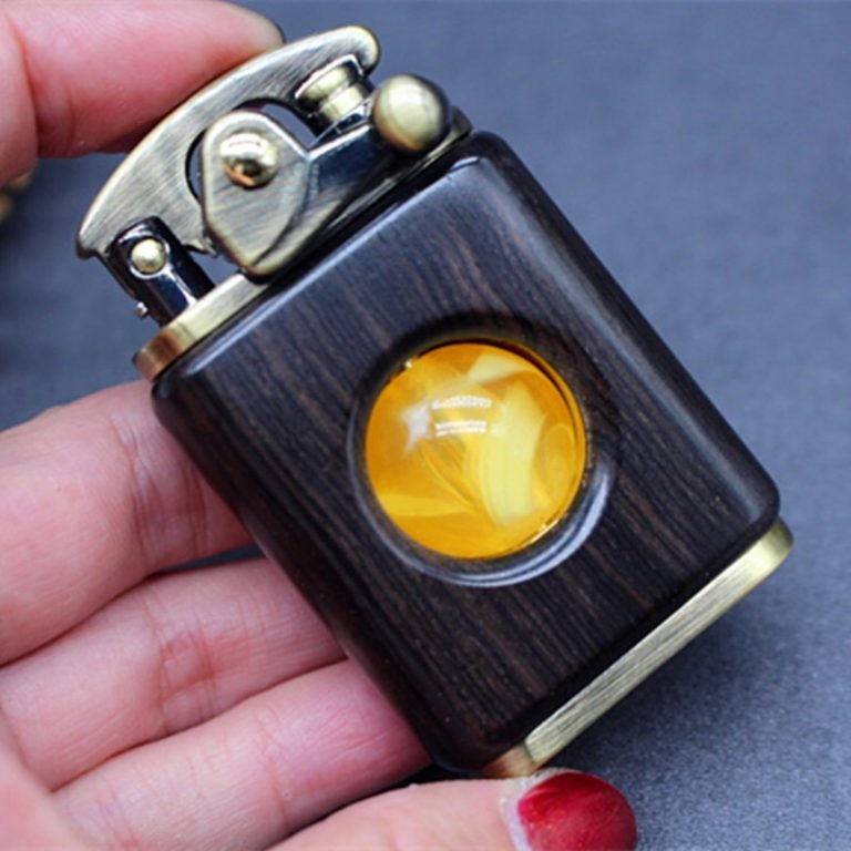 Briquet Funéraire Vintage Rechargeable Kérosène Laiton - Rétro Pour Bougie, Barbecue & Camping
