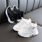 AOGT 2021 Automne Bébé Fille Garçon Enfant En Bas Âge Chaussures Bébé Décontracté Chaussures Chaussures Fond Mou Confortable Baskets Enfant Noir Blanc
