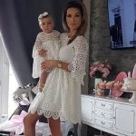 Vêtements assortis pour mère et fille, Mini robe en dentelle florale, vêtements de fête pour mère et fille