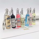 Porte-clés de bouteille de vin et de bière en résine, nouveauté mignonne, couleurs assorties pour femmes et hommes, sac de voiture, accessoires pendentif, cadeau de fête de mariage