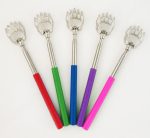 1pc 2020 New Portable Random Color Convenient Claw Telescopic Back Scratcher For Massage