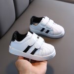 Baskets à la mode décontractées, légères et aérées pour filles et garçons,chaussures de sport et de course souples pour enfants et bébés,
