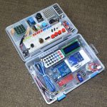 Kit de démarrage RFID pour Arduino UNO R3 Le plus récent, version améliorée, suite d'apprentissage avec boîte de vente au détail