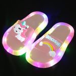 2020 fille Pantoufles Enfants LED Enfants Pantoufles Salle De Bain Bébé Sandales Enfants Chaussures pour Fille Garçons Allument Chaussures Enfant En Bas Âge