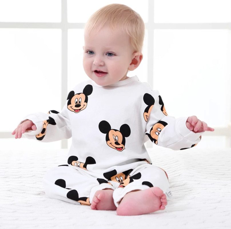 Disney — Combinaison pour bébés filles et garçons, vêtements chauds pour nouveaux-nés à motif dessins animés