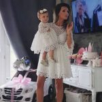 Vêtements assortis pour mère et fille, Mini robe en dentelle florale, vêtements de fête pour mère et fille