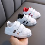 Baskets à la mode décontractées, légères et aérées pour filles et garçons,chaussures de sport et de course souples pour enfants et bébés,