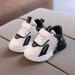 Baskets légères et décontractées avec amortisseur pour enfant, taille 21-30, chaussures résistant à l'usure et respirantes pour bébé fille et garçon, style espadrilles,